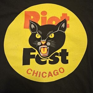 Riot Fest Chicago 2018 Festival Shirt XL